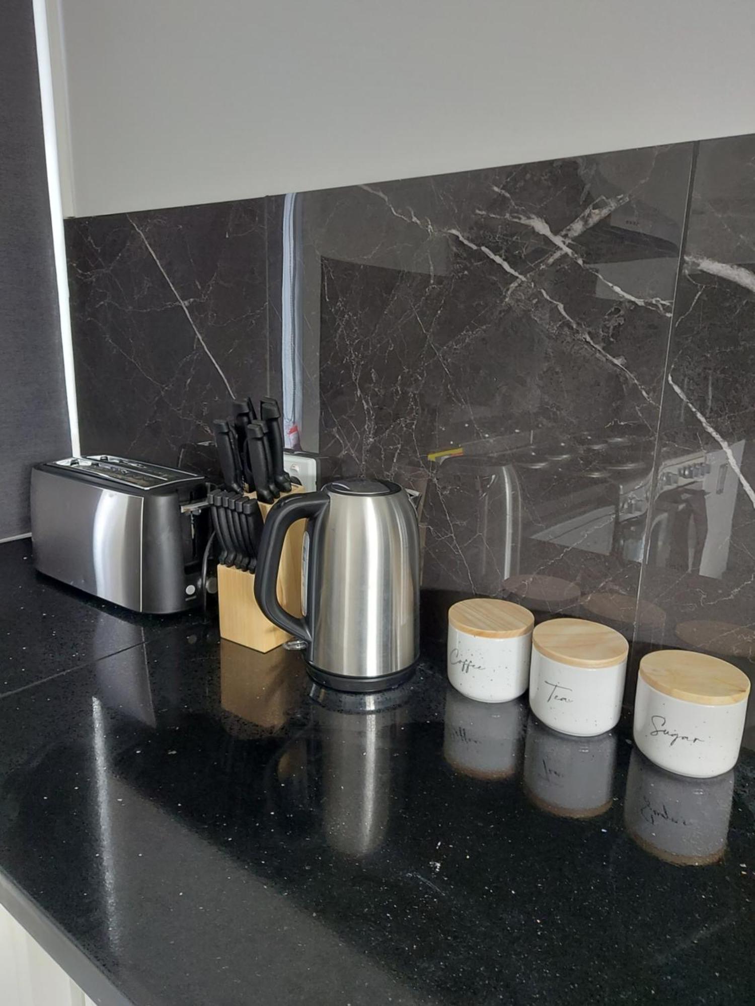 Maruve Guesthouse 12 Min From Melb Airport Melbourne City Exterior foto
